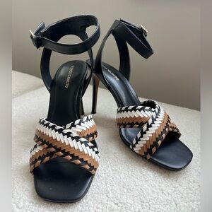 Vince Camuto Sandals